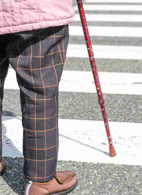 ブチ切れ高齢者が急増、鉄道係員への暴力も60代がトップ