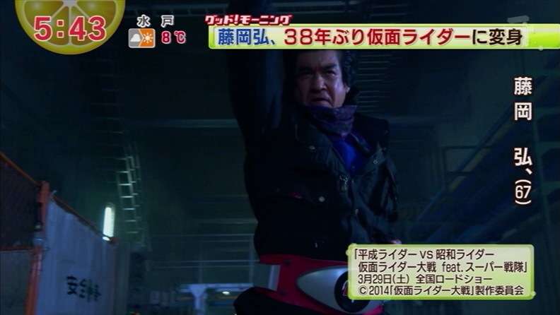 70歳・藤岡弘、45年ぶり“マスクオフ”で仮面ライダースーツ姿披露