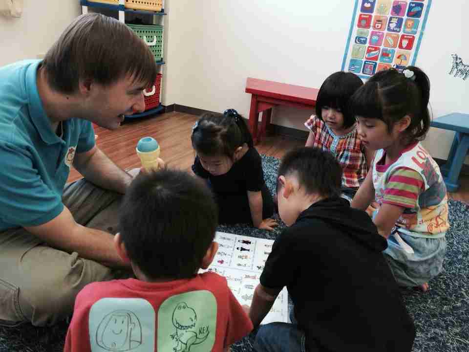 お子さんいる方、英語習っていますか？