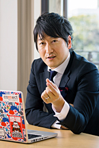 乙武洋匡氏 ダミー同伴連発 昨年8月東欧へ不倫旅行