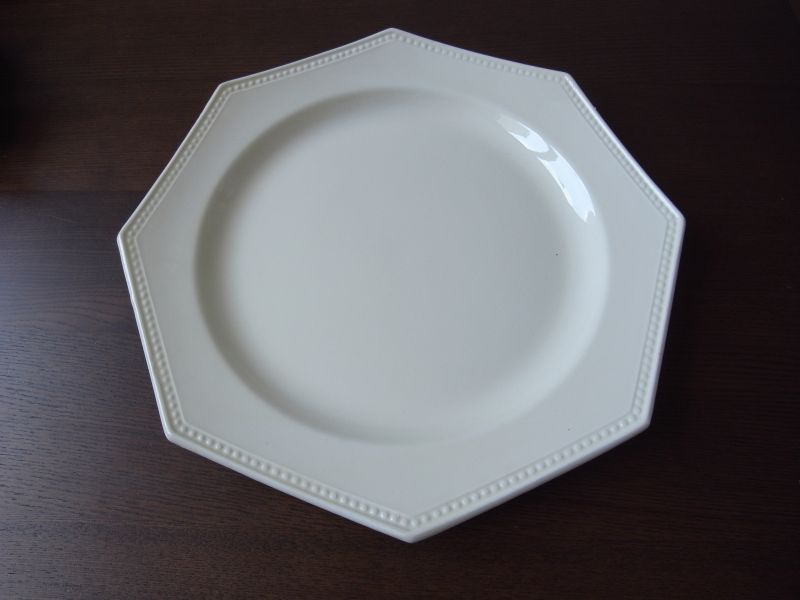 食器集めるの好きな方〜！