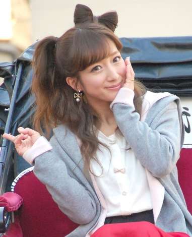 辻希美、安倍なつみの結婚祝福　石川梨華にもエール「大丈夫かな」