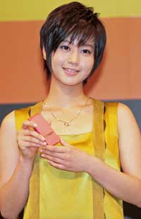 堀北真希「引退」報道に“事務所リーク説”浮上!?　ドラマ低調に結婚で下落した価値は…… - ネタりか