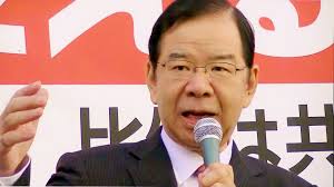 共産党が成人式会場で配った粗品がヤバすぎると話題に