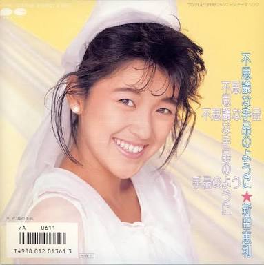 そんなに綺麗じゃないけど色っぽい女性