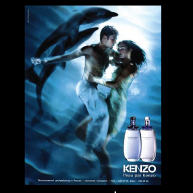 香水のポスターを貼るトピ