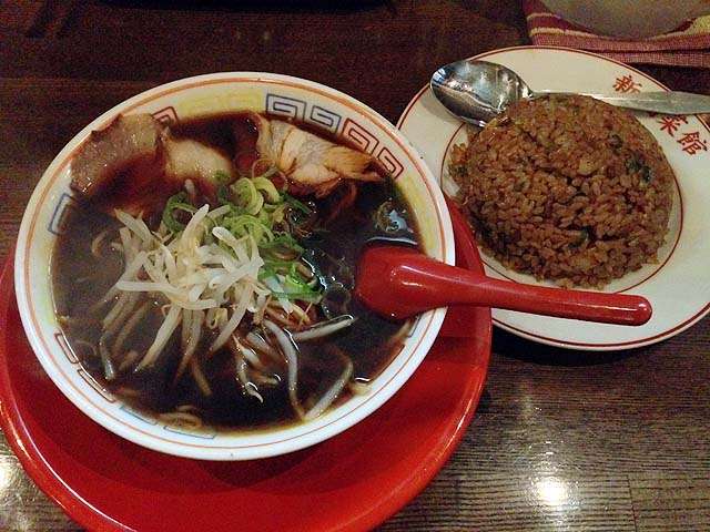 オススメのラーメン屋を教え合うトピ