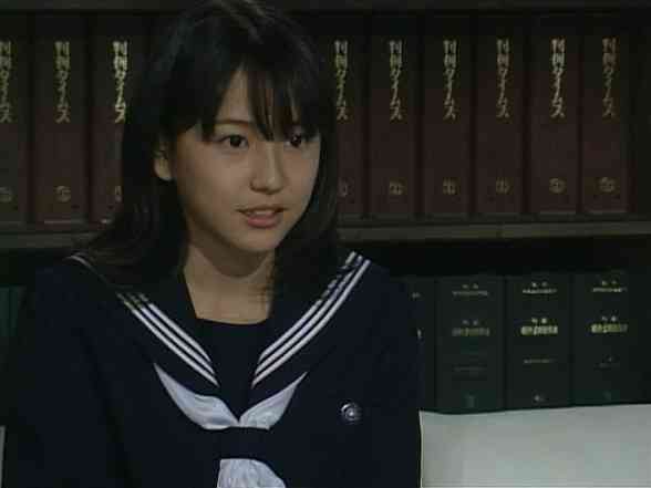 長澤まさみ、セクシー衣装で魅了