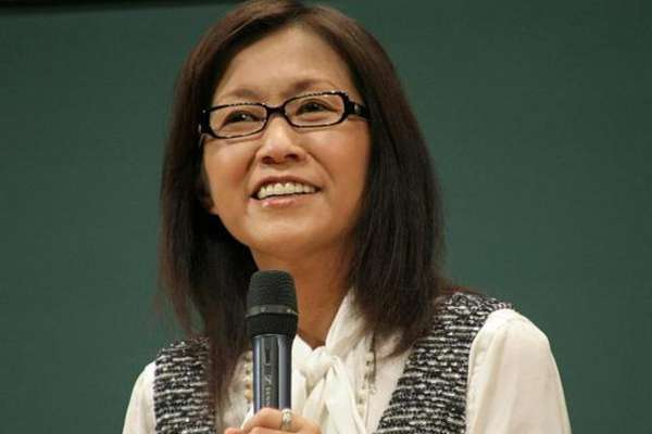 「つまんない仕事」「青山繁晴、池田信夫、ホント下劣です」香山リカTwitterで暴言…本人は「乗っ取り」と釈明