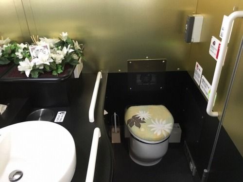 女子力が高すぎる超豪華な夜行バスに驚く人が続出