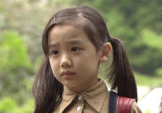 芦田愛菜ちゃん、初セーラー服!役では1歳上の中学生に