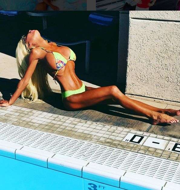 5,600万円かけて全身を整形しリアル・バービーを目指す女性