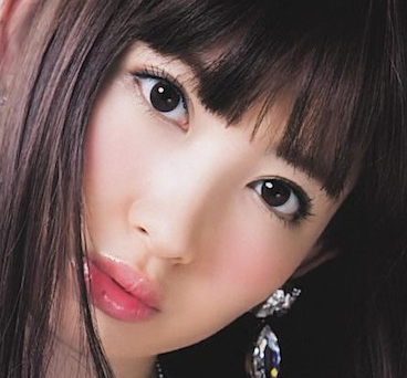 カラコンしている芸能人の画像