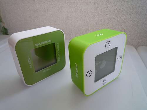 nshdot: ニトリとIKEAの時計を比べてみた