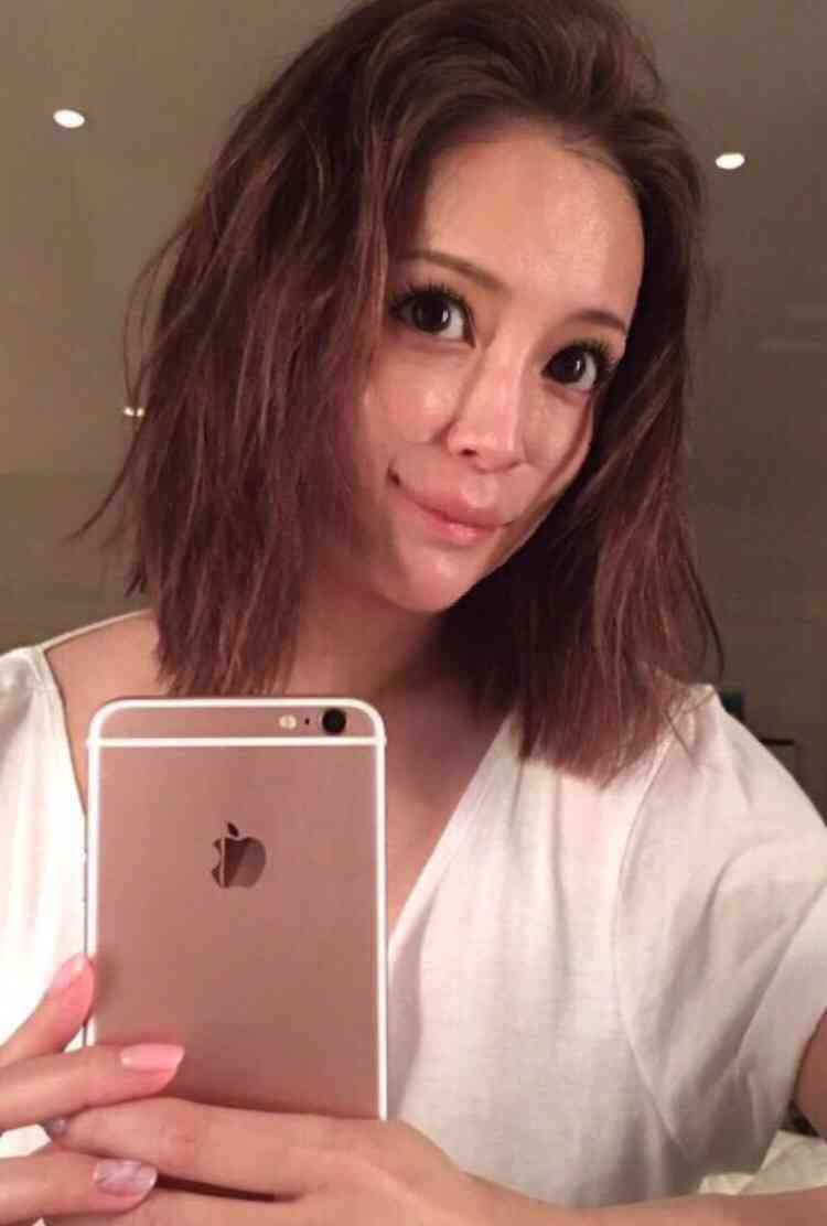 浜崎あゆみが「断髪式」を決行 進化した“あゆボブ”に反響「今までにない感じ」