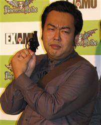 すんごいカッコつけてる画像下さい