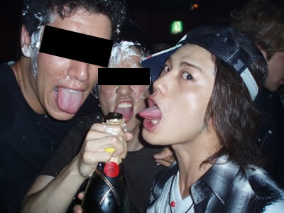 すんごいカッコつけてる画像下さい