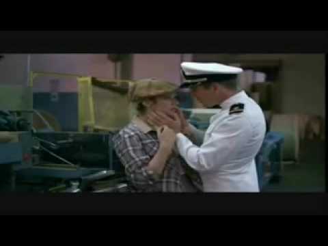 愛と青春の旅だち　主題歌　An Officer and a Gentleman - Up Where We Belong - YouTube