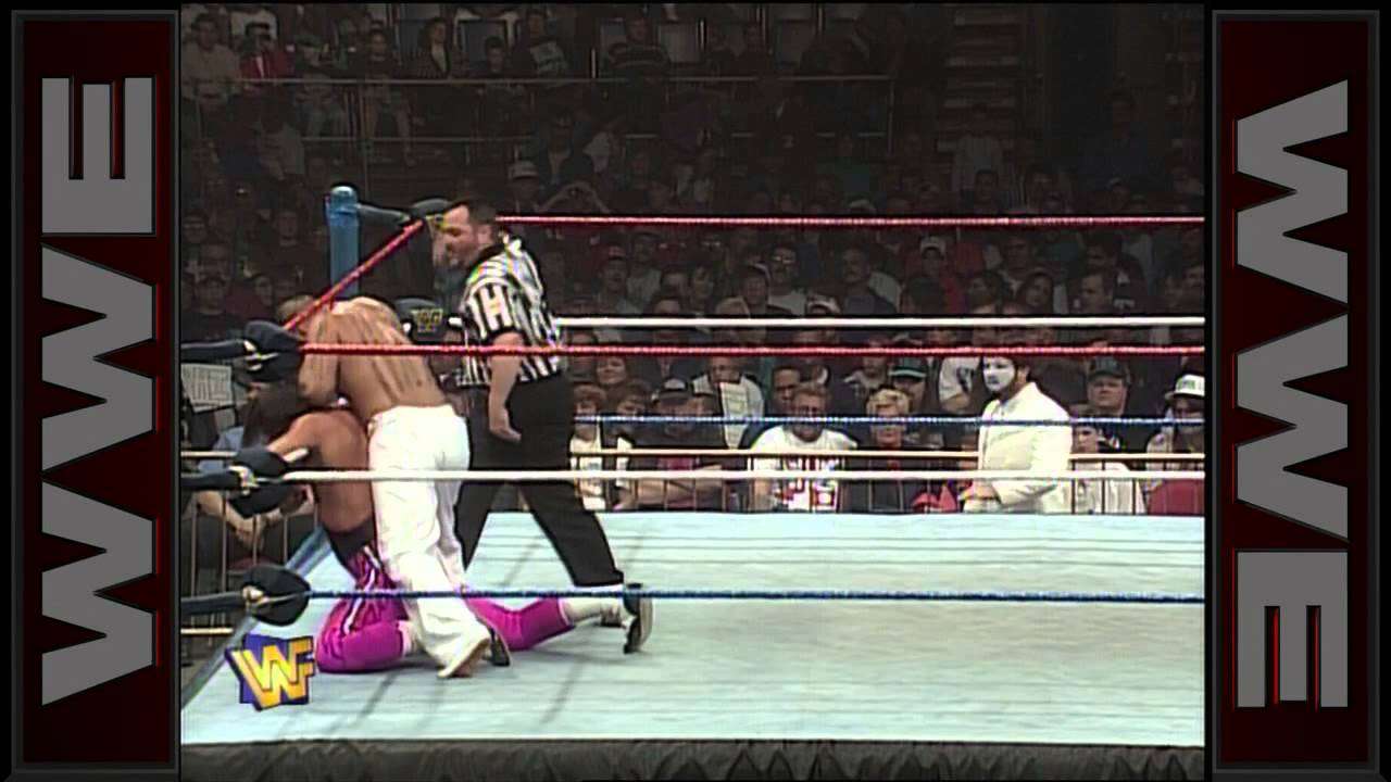 Bret Hart vs. Hakushi: In Your House, May 14, 1995 - YouTube