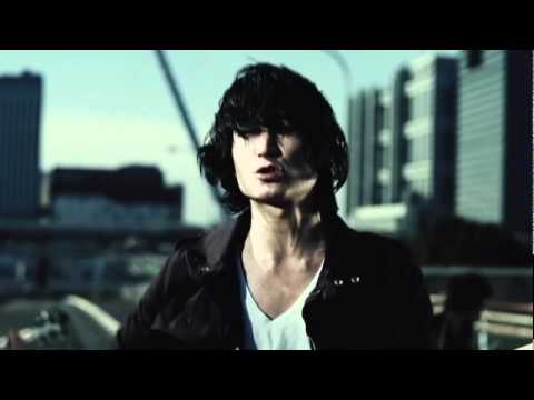 バンドのボーカルで誰が好きですか?