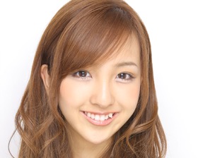 板野友美、「大赤字アイドル」へ!?　主演ホラー映画＆10周年フォトブックが相次いで大爆死
