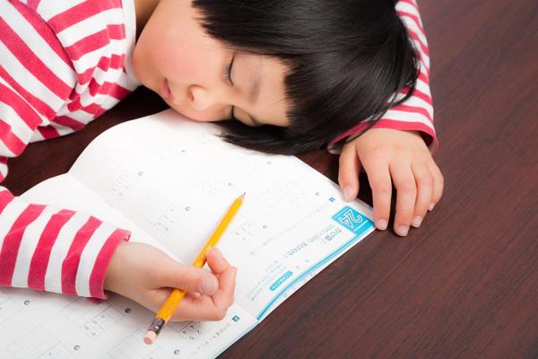 人生やり直すならどのタイミングから？3位：高1　2位：幼稚園