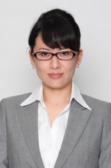まとめ髪が似合う人