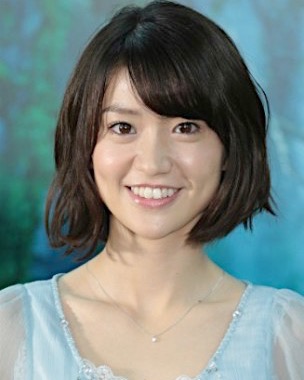 板野友美、「大赤字アイドル」へ!?　主演ホラー映画＆10周年フォトブックが相次いで大爆死