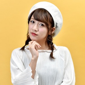 板野友美、「大赤字アイドル」へ!?　主演ホラー映画＆10周年フォトブックが相次いで大爆死