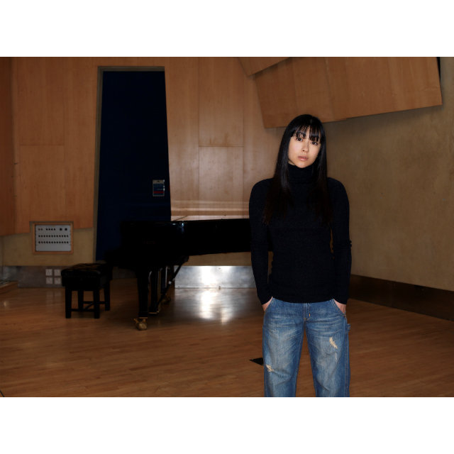 宇多田ヒカル、本日新曲「花束を君に」「真夏の通り雨」初オンエア　15日より楽曲配信スタートも｜Real Sound｜リアルサウンド