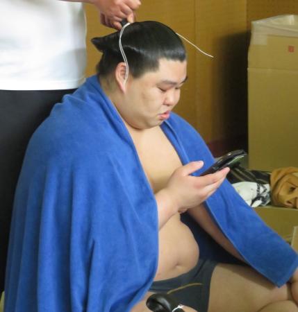 熊本出身３力士地震に沈痛…正代「南海トラフかと」 （日刊スポーツ） - Yahoo!ニュース