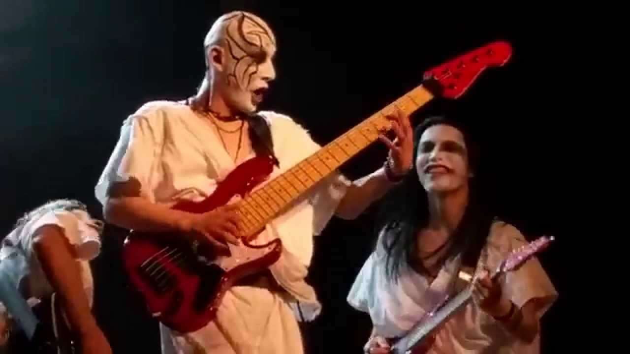 Babymetal - Kami Band Solo & Catch me if you can! @ Zürich X-TRA - YouTube