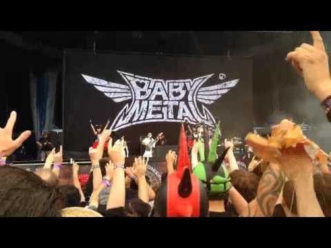 BABYMETAL − BABYMETALDEATH Sonisphere2014 in PIT - YouTube