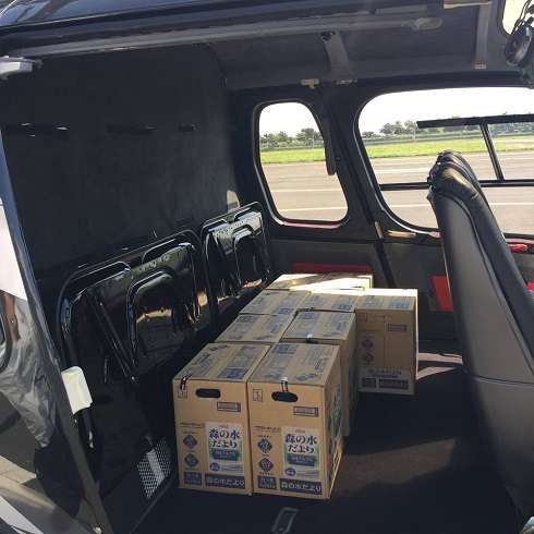 【熊本地震】「高須ヘリ離陸なう」高須克弥院長がツイッター発信　ヘリで支援物資をボランティア輸送