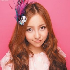 板野友美、「大赤字アイドル」へ!?　主演ホラー映画＆10周年フォトブックが相次いで大爆死