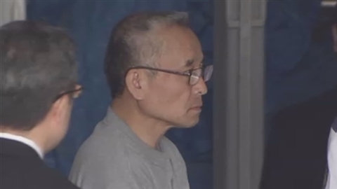 「電車混雑して疲れた」…電車のつり革ちぎった63歳男逮捕