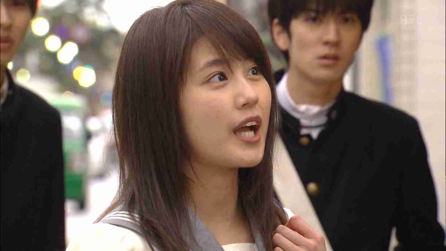 なんとな~く似てる有名人同士やもの!