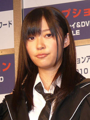 不自然な画像を貼るトピ