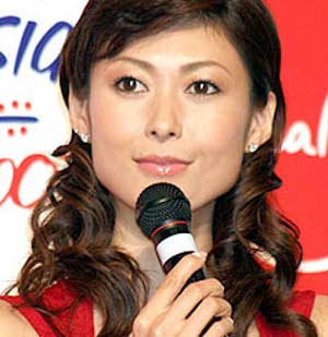 栗山千明の新CMでエラの違いが歴然に ネットでは「また顎削った？」と指摘