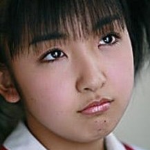 板野友美、「大赤字アイドル」へ!?　主演ホラー映画＆10周年フォトブックが相次いで大爆死