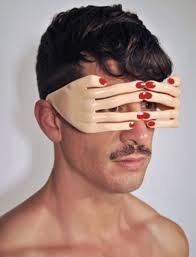チラ見している画像を貼るトピ