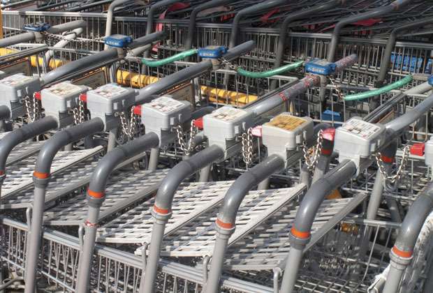 スーパーでまさかの枕営業…人生をも支配する「全人格労働」