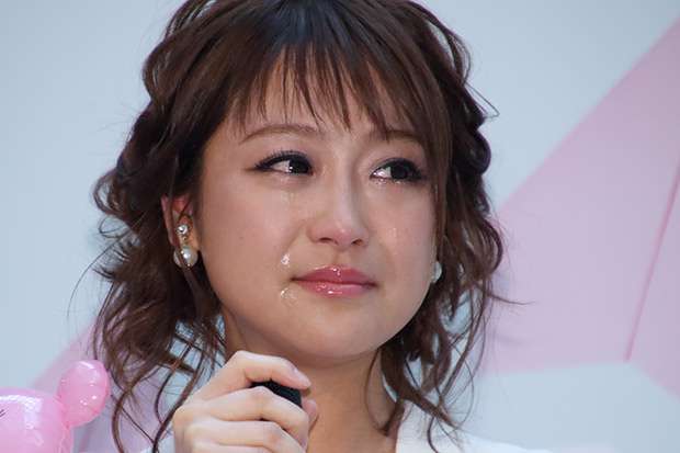 鈴木奈々「旦那さんとのキスが止まらなかった」と大興奮 子作りも精力的!