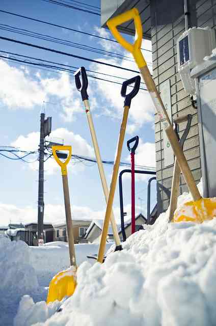 北国で続出「ぼったくり雪かき」、勝手に作業して「金払え」 - コラム - Jタウンネット　東京都