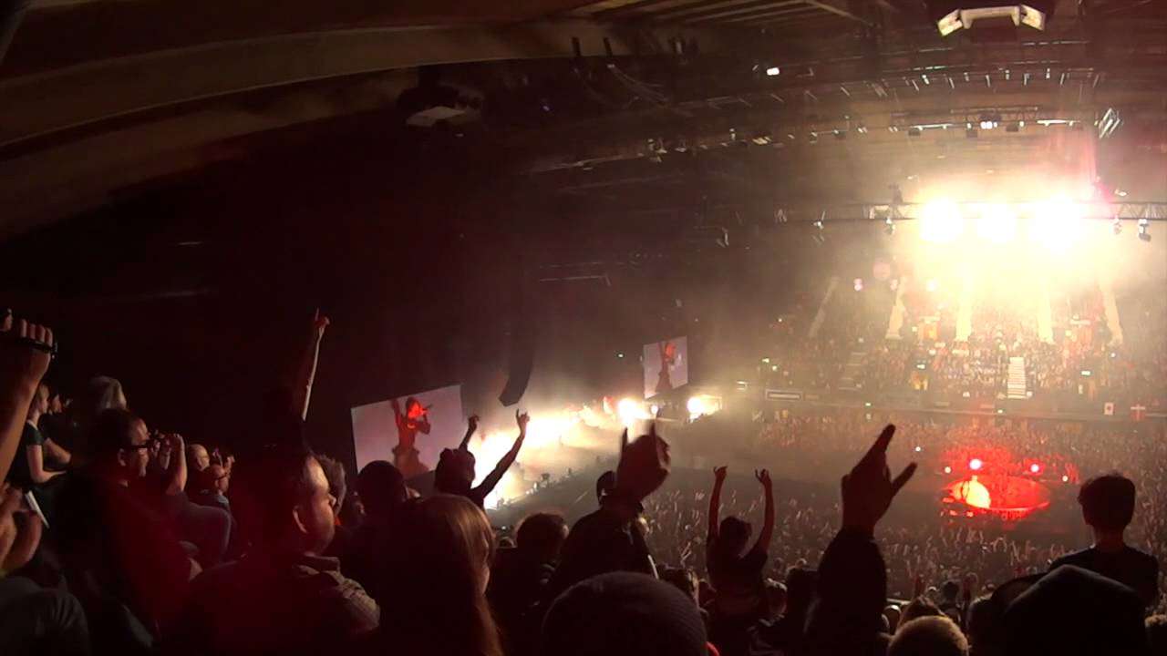 ベビーメタル　ウェンブリー　2016　BabyMetal WEMBLEY - YouTube