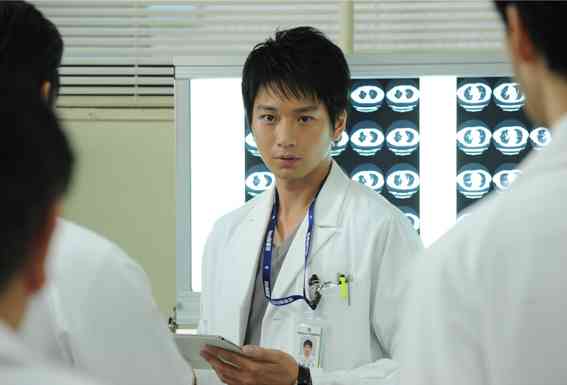 闇カジノにハマる、高学歴イケメン俳優X!「暴力団と賭け麻雀」「事情聴取済み」のウワサ
