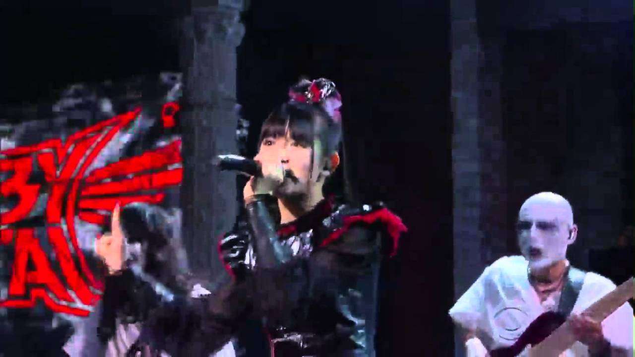 BABYMETAL Preform Gimme Chocolate on Stephen Colbert Show - YouTube