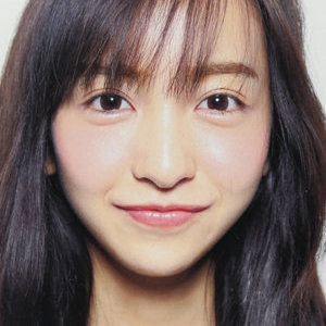 板野友美、「大赤字アイドル」へ!?　主演ホラー映画＆10周年フォトブックが相次いで大爆死｜サイゾーウーマン