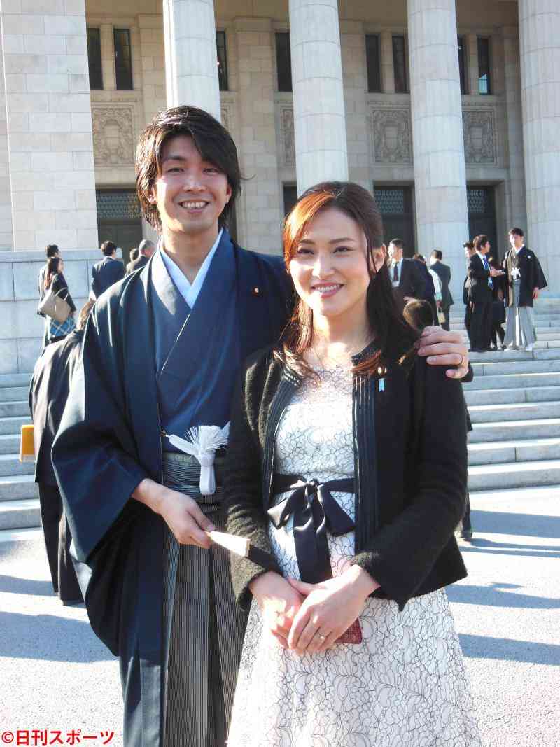 金子恵美議員、不倫夫宮崎氏と離婚可能性ほのめかす - 社会 : 日刊スポーツ