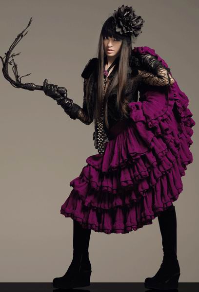 栗山千明の新CMでエラの違いが歴然に ネットでは「また顎削った？」と指摘